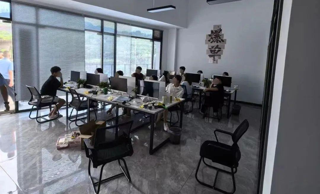 黑帮转型记 从废品垄断到地产经纪的洗白之路